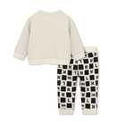 Conjunto de sudadera y pantal&oacute;n KARL LAGERFELD KIDS 
                    NI&Ntilde;O