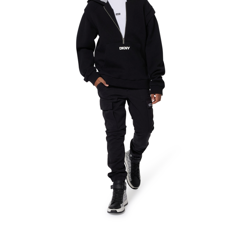 Pantal&oacute;n multibolsillos DKNY 
                        NI&Ntilde;O