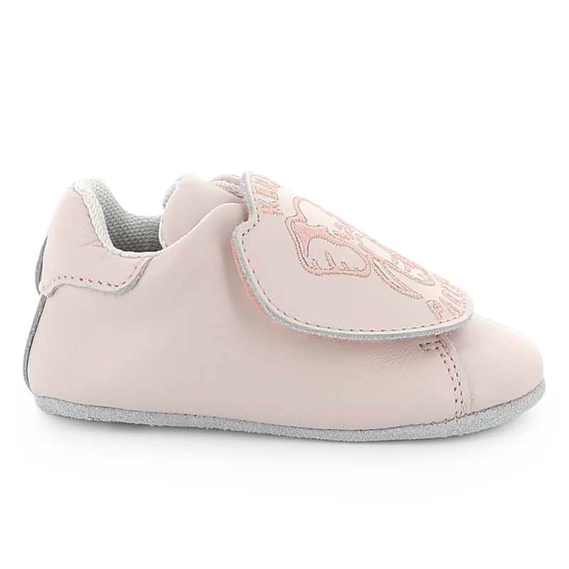 Patucos de cuero con velcro KENZO KIDS 
                        UNISEXO