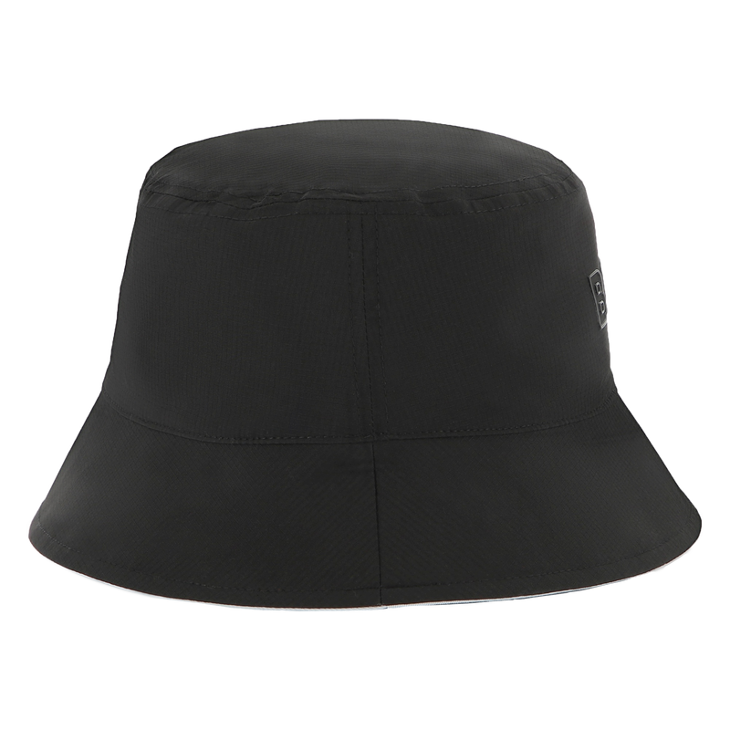 Gorro reversible BOSS 
                        NI&Ntilde;O