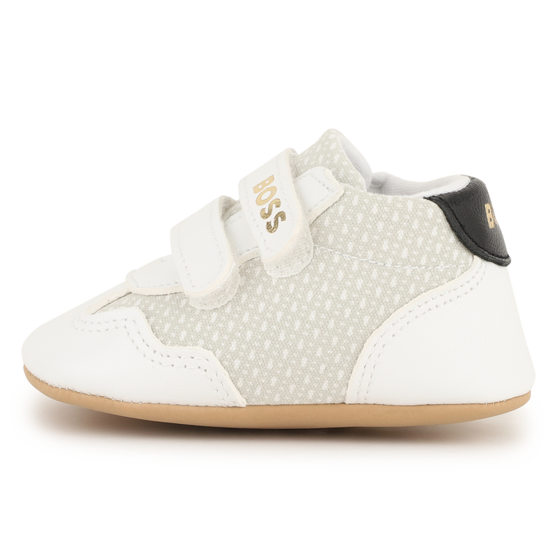 ZAPATILLAS DE PIEL DE OVEJA BOSS 
                        NI&Ntilde;O