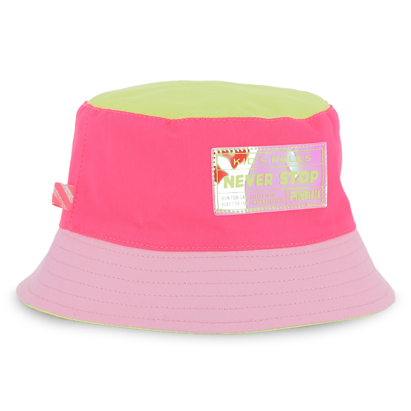 SOMBRERO DE PESCADOR CON INSIGNIA BILLIEBLUSH 
                        NI&Ntilde;A