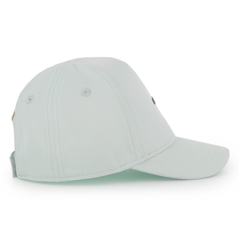 TAPA CON CIERRE DE VELCRO BOSS 
                        NI&Ntilde;O