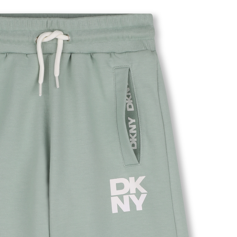BERMUDAS DE FELPA DKNY 
                        NI&Ntilde;O