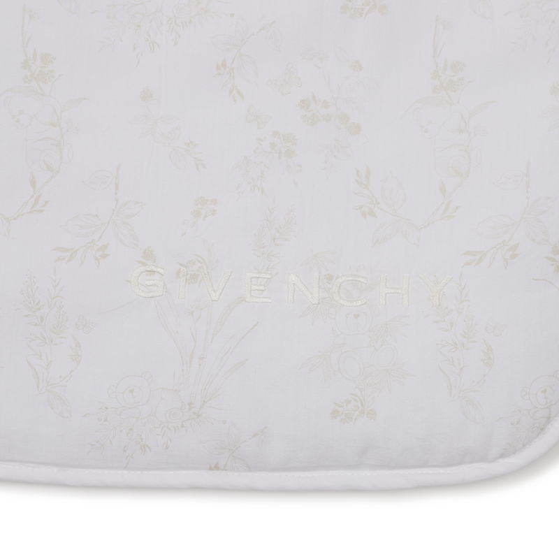 Manta GIVENCHY 
                        UNISEXO