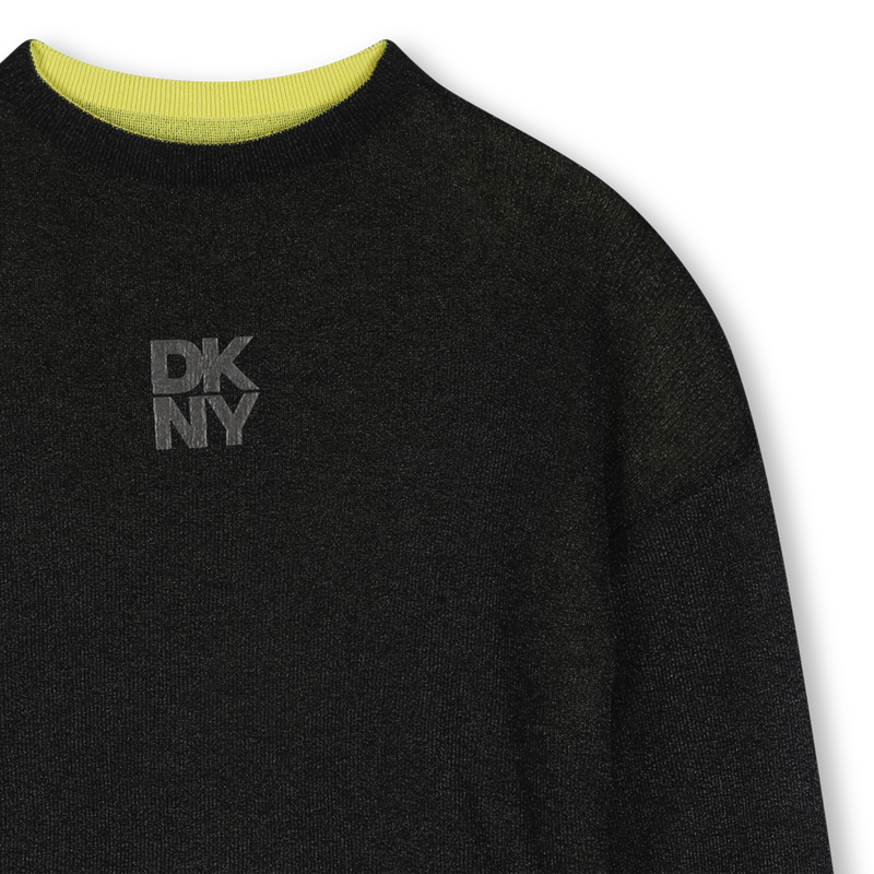 Su&eacute;ter reversible DKNY 
                        NI&Ntilde;A