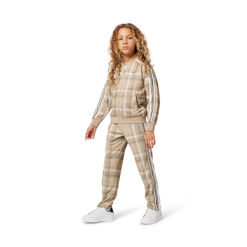 Mono HUGO 
                        NI&Ntilde;O