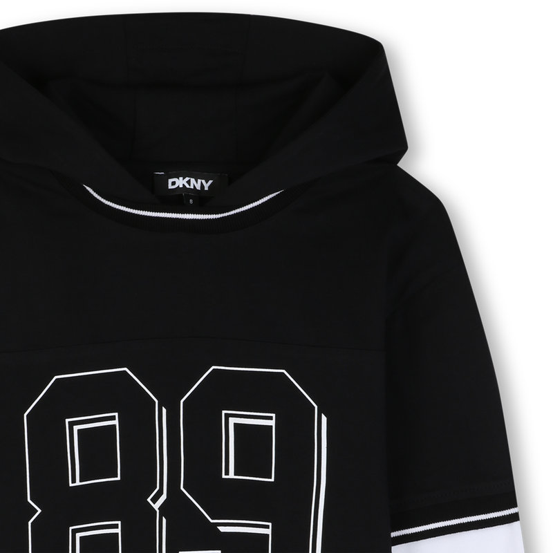 Camiseta de moda DKNY 
                        NI&Ntilde;O