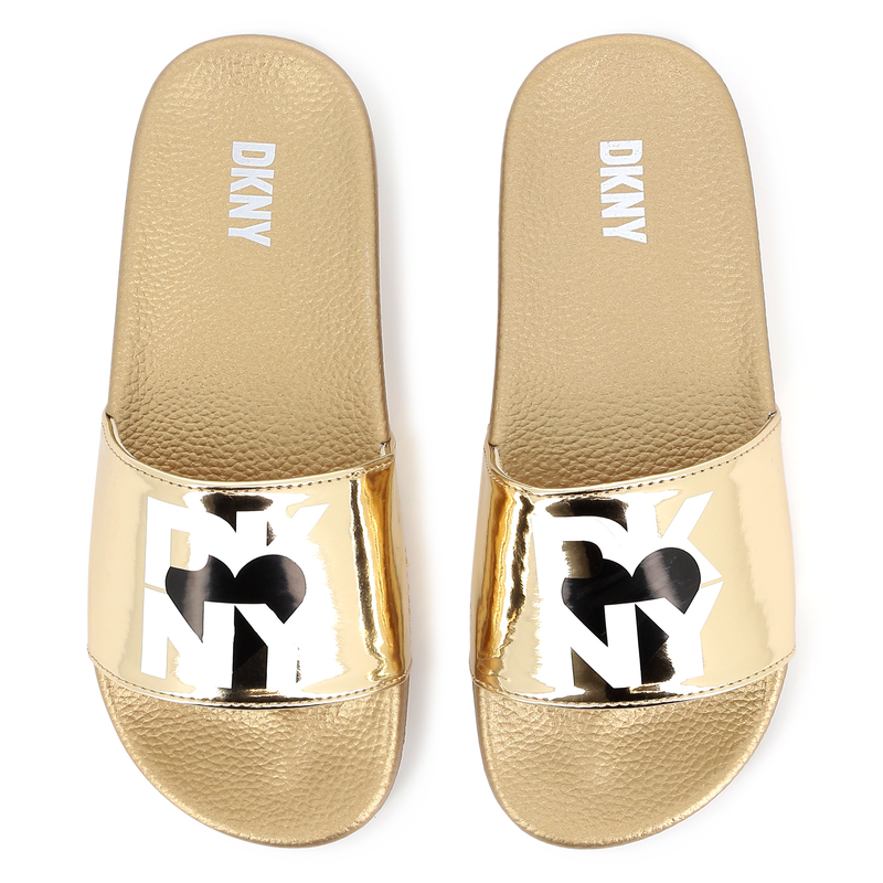 Chanclas ligeras metalizadas DKNY 
                        NI&Ntilde;A