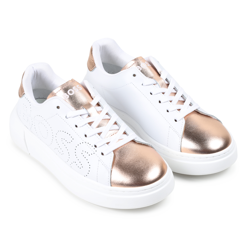 Deportivas de cuero y cordones