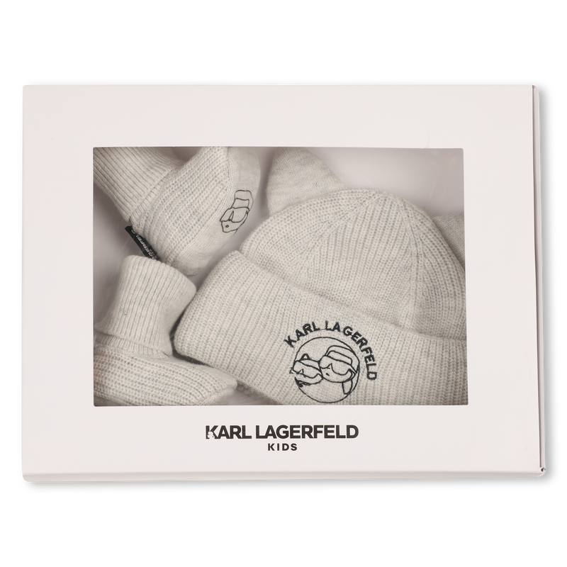 Conjunto de gorro y zapatillas. KARL LAGERFELD KIDS 
                        UNISEXO