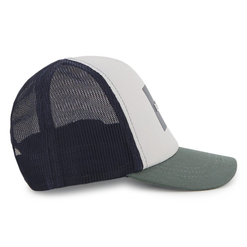 GORRA CON CIERRE AJUSTABLE BOSS 
                        NI&Ntilde;O