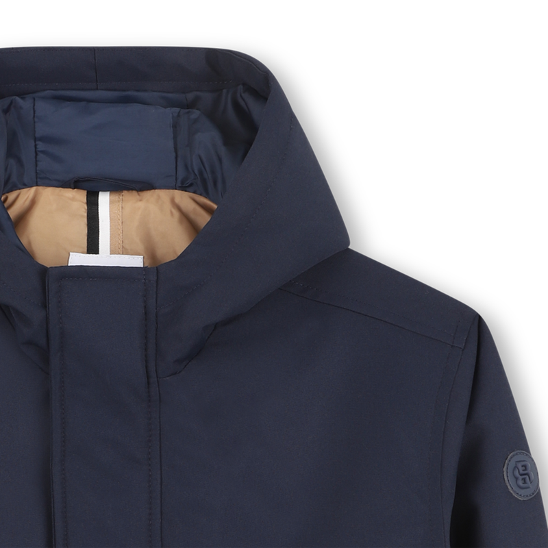 Chaqueta con capucha BOSS 
                        NI&Ntilde;O