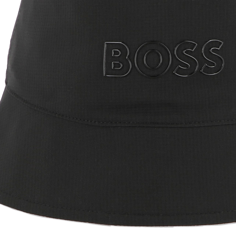 Gorro reversible BOSS 
                        NI&Ntilde;O